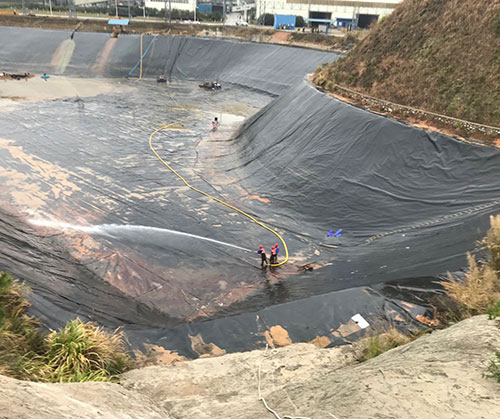 武强废水池清理